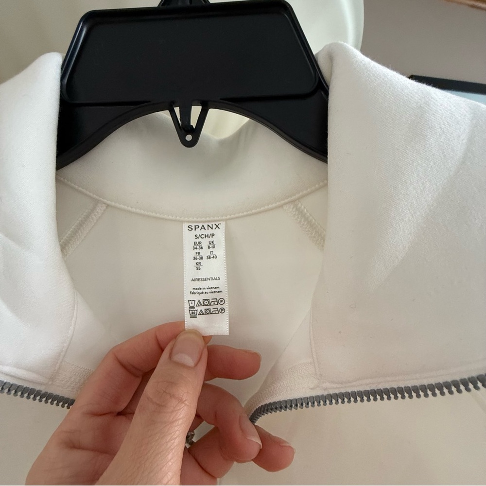 Spanx Airessentials Half Zip - image 5